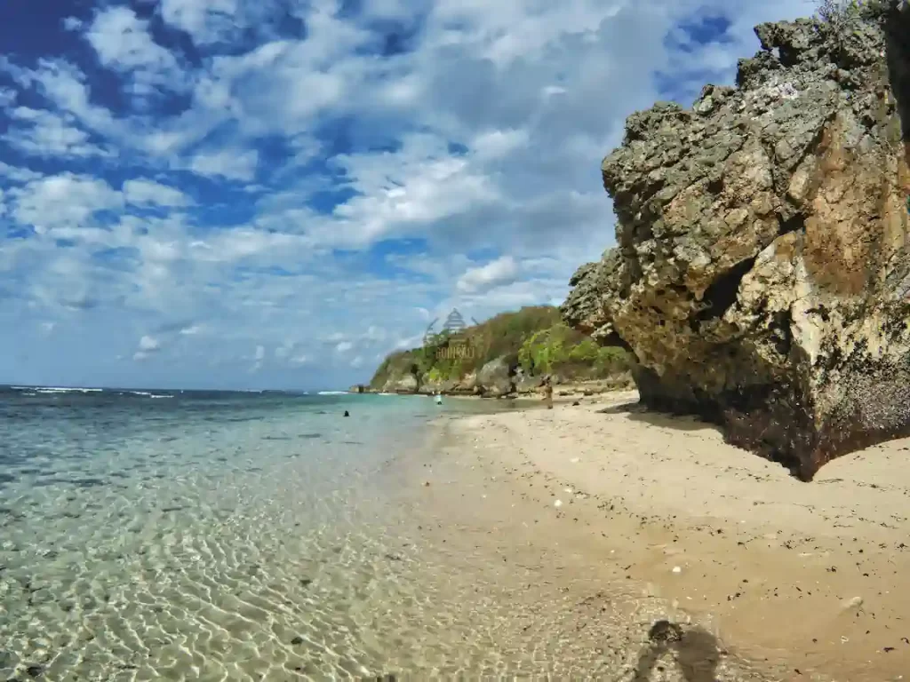 Geger Beach